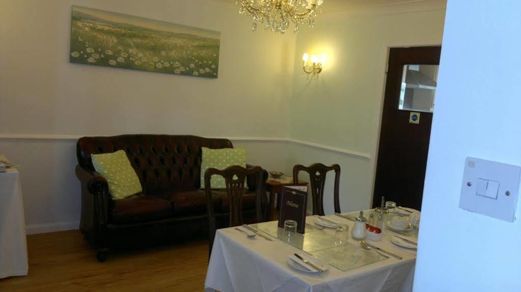 Aylesbray Lodge CBG Eksteriør bilde
